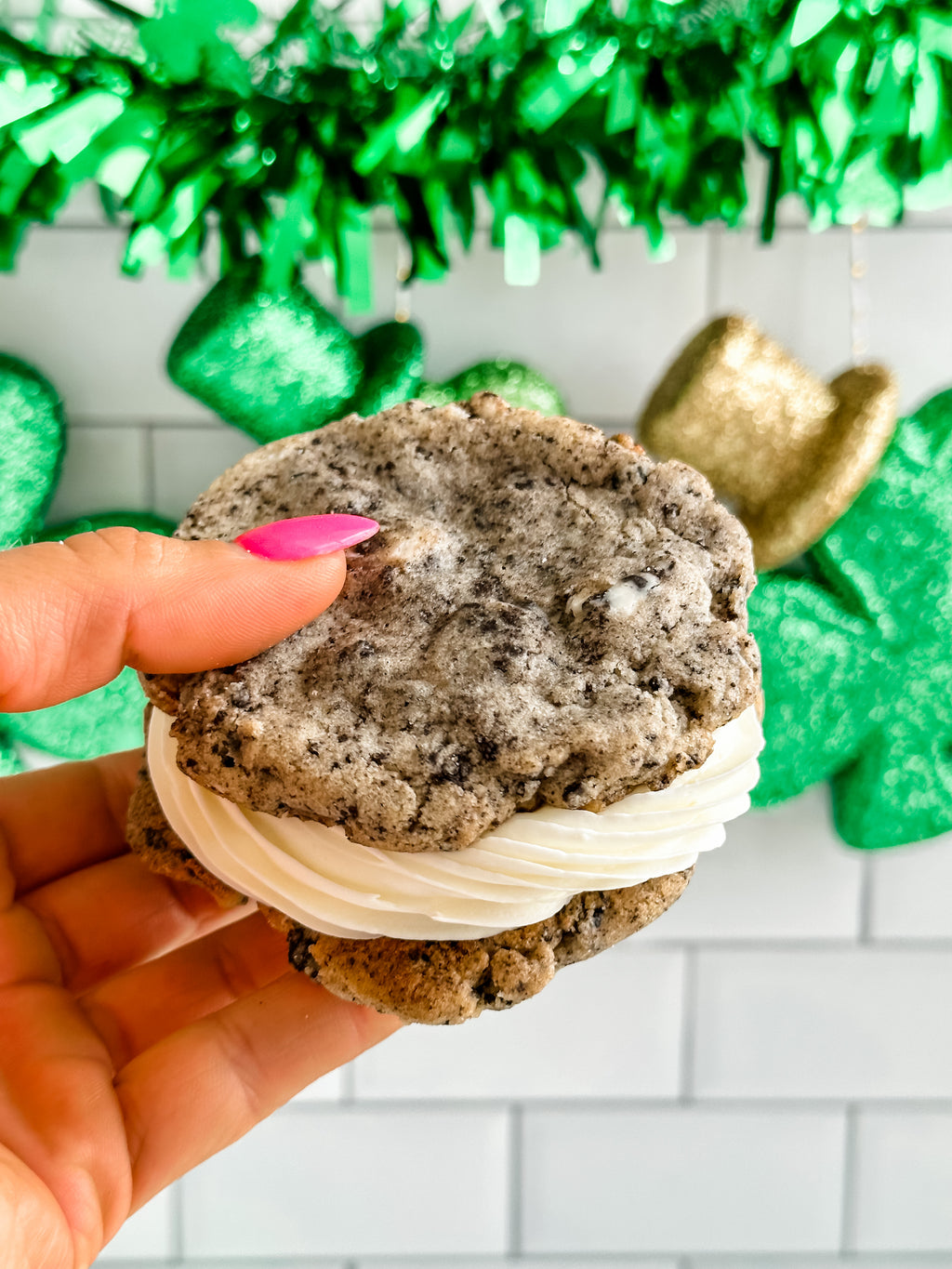 Cookies + Cream Sammie