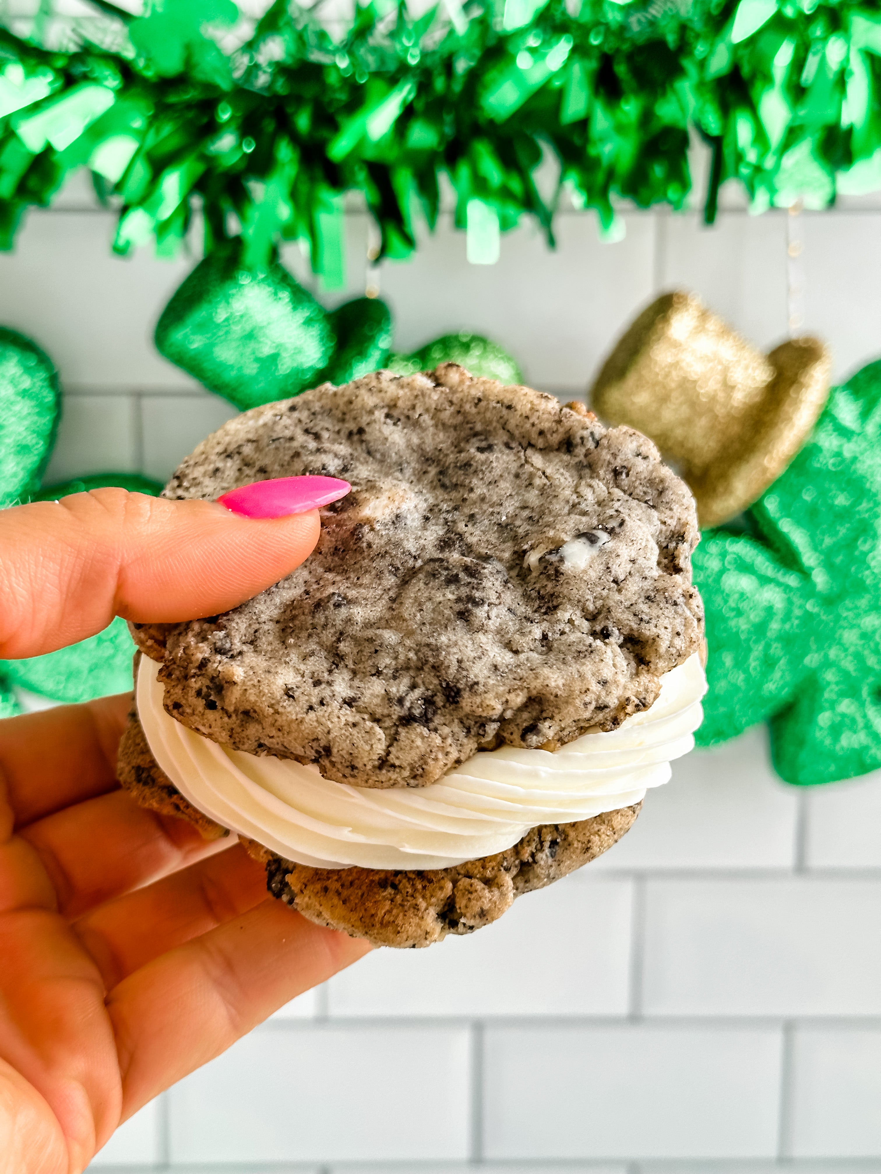 Cookies + Cream Sammie