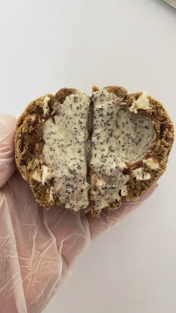 LIMITED EDITION: OREO EGG